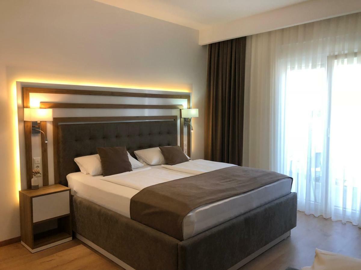 Hotel Rheinbruecke رينفيلدن المظهر الخارجي الصورة