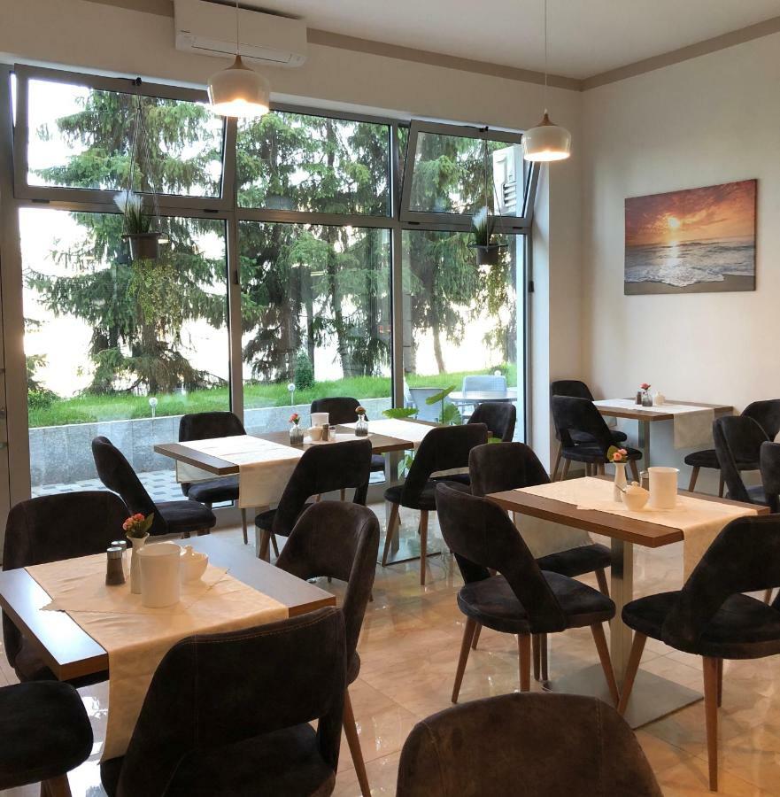 Hotel Rheinbruecke رينفيلدن المظهر الخارجي الصورة
